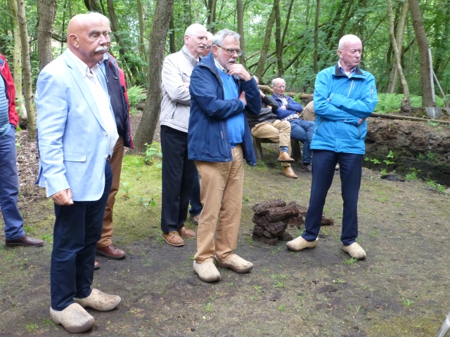 Klik voor de volgende foto