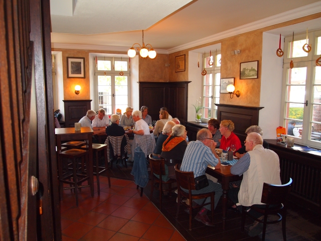 Klik om de foto groter te zien (640x480 pixels; 234 KB)
